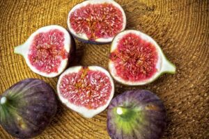 smokva zdravlje, smokva kao lek, suve smokve kao lek, mleko od smokve kao lek, list smokve kao lek, pekmez od smokava kao lek, smokva za sta je dobra, smokve za sta su dobre, suve smokve zdravlje, smokve kalorije - Vaš Doktor 1